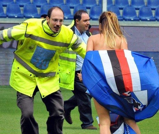 服务器将在 服务器将在